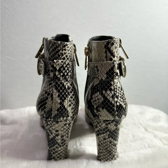 (NEW) GUESS Snake Print Python Ankle Boots - Picture 8 of 10
